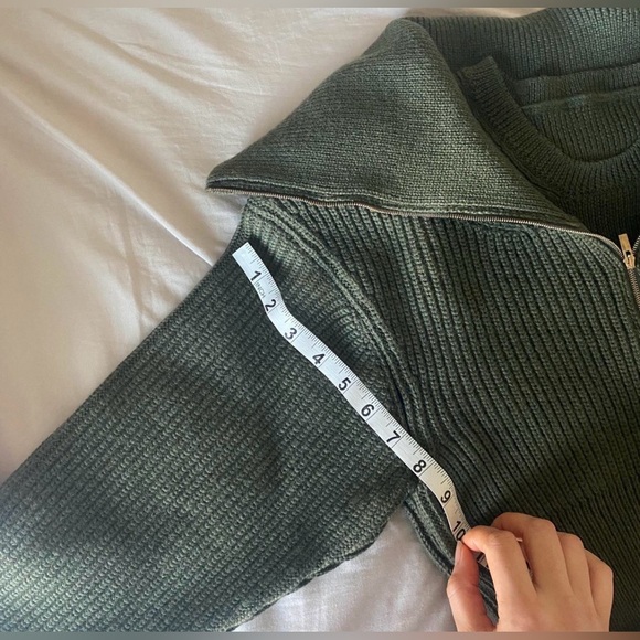 Jacquemus La Maille Risoul Sweater size36 Green NWOT - Picture 6 of 12